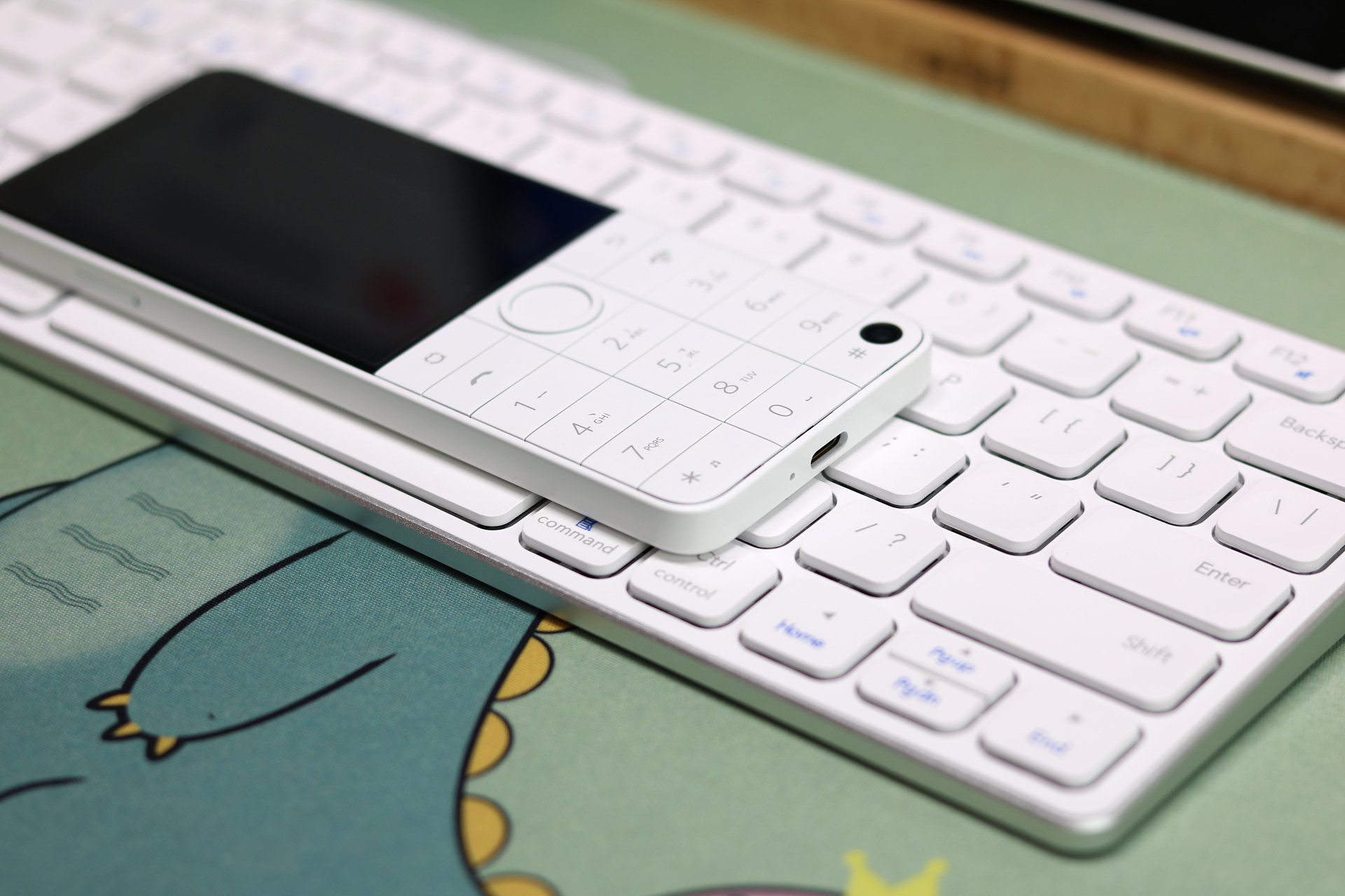 小米多亲f22pro标准版,多亲手机f22pro