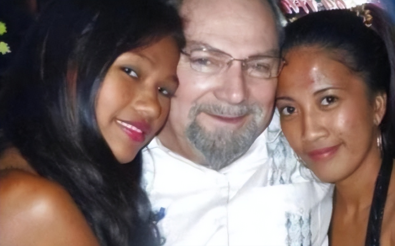 泰国旅游去哪里买珍珠最好,泰国旅游买的黑珍珠是真的吗