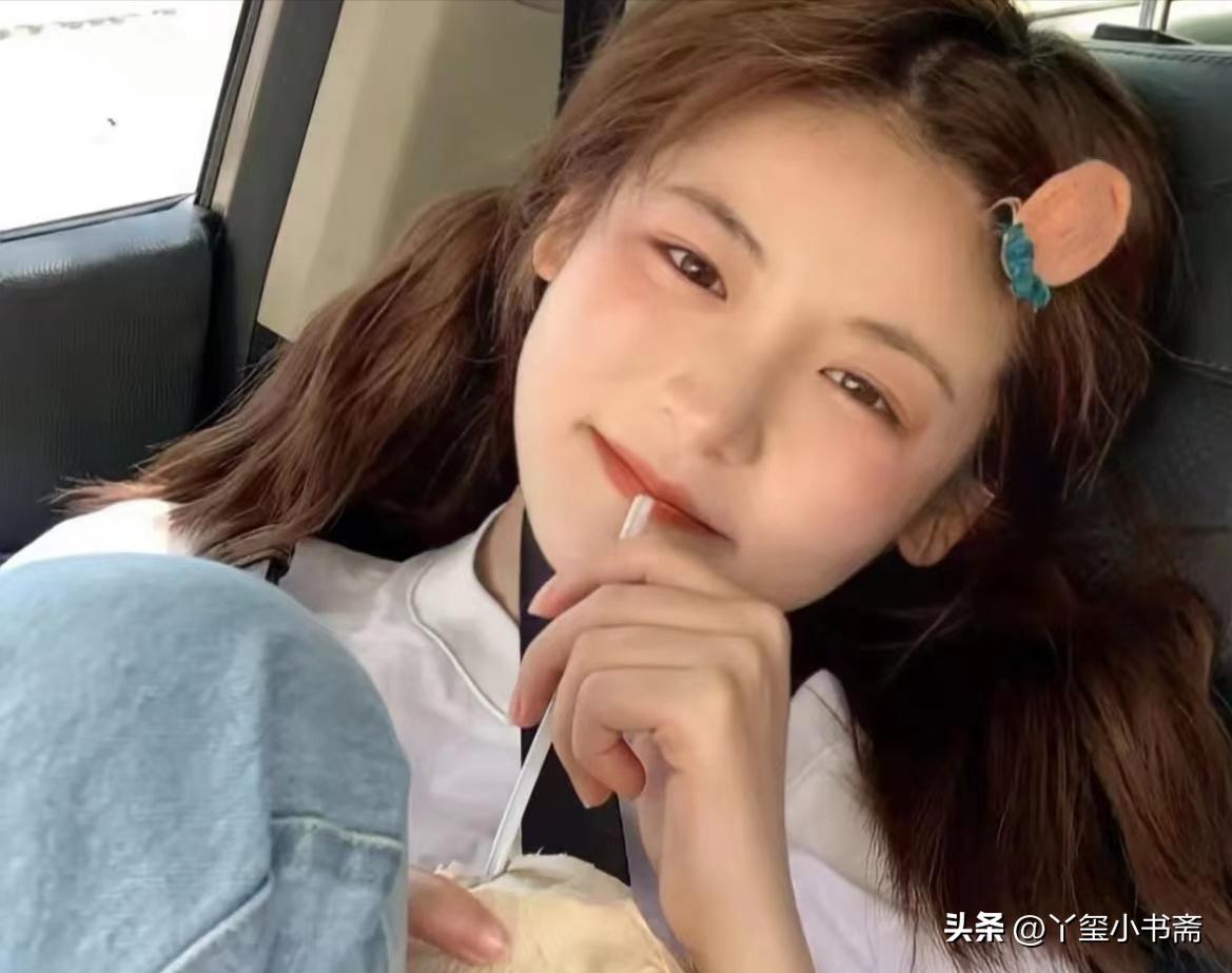 根本没养过自己一天的亲爸天天逼她嫁给土肥圆富二代？