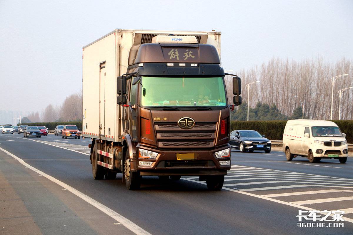 2023卡车销量排行榜具体车型,6.8米载货车2020年销售排名