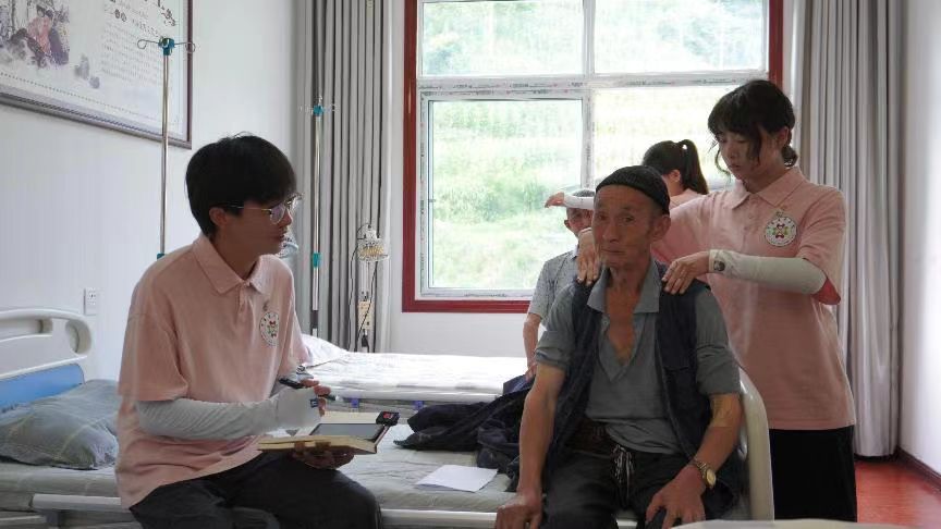 重庆经济与管理学院三下乡,重庆旅游职业学院三下乡