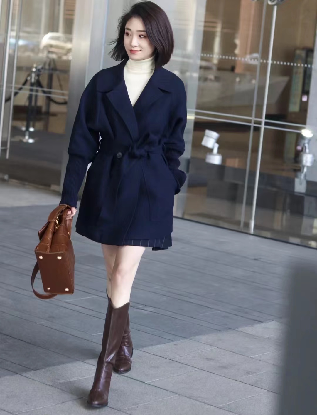 这45套棕色长筒靴穿搭太高级了，显高显瘦显腿长