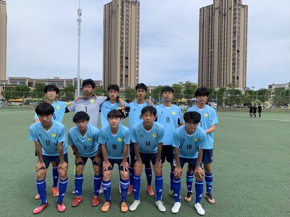 城阳二中足球甲组夺冠,城阳二中足球夺冠