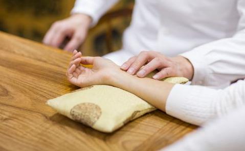 有心无力了干着急起不来,浑身无力出虚汗后缓解怎么回事