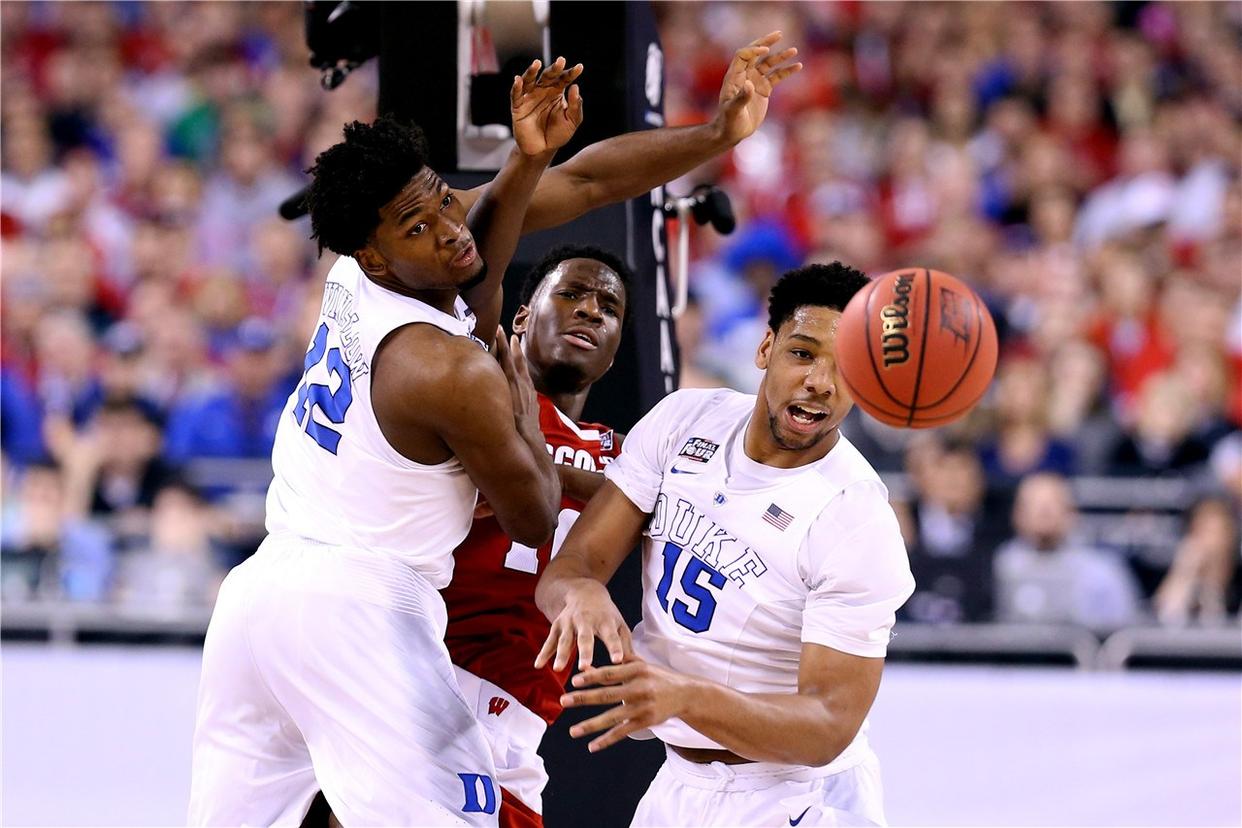 美媒：越来越多的美国体育生想要进入NBA，而不是NFL