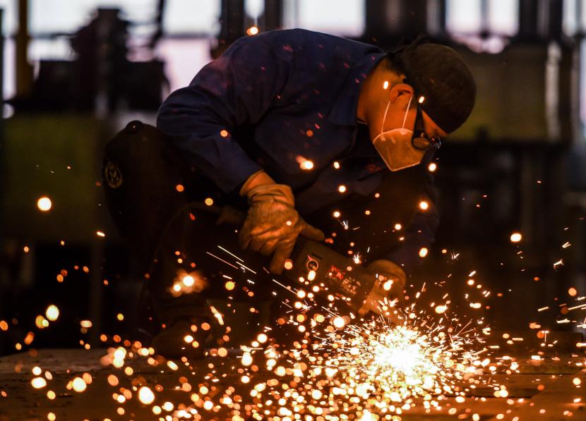 年轻人都不去制造业他们去了哪,现在年轻人为什么不愿去制造业