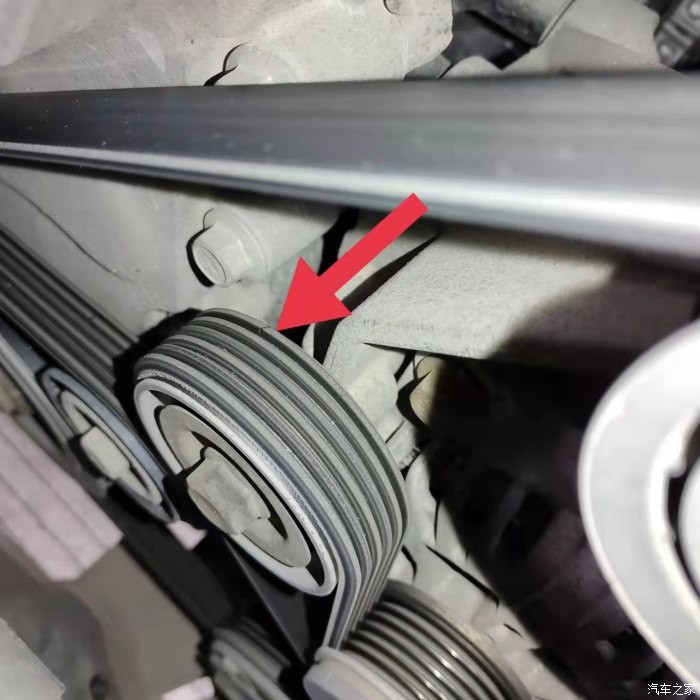 交流发电机的3d工作原理通俗易懂,三相交流同步发电机原理展示图纸