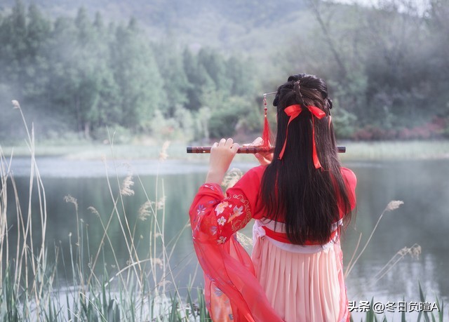 序文名篇26首，时光雕刻经典