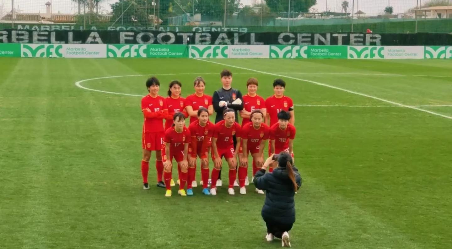 中国女足6比0大胜欧洲劲旅,中国女足2比8不敌荷兰进球视频