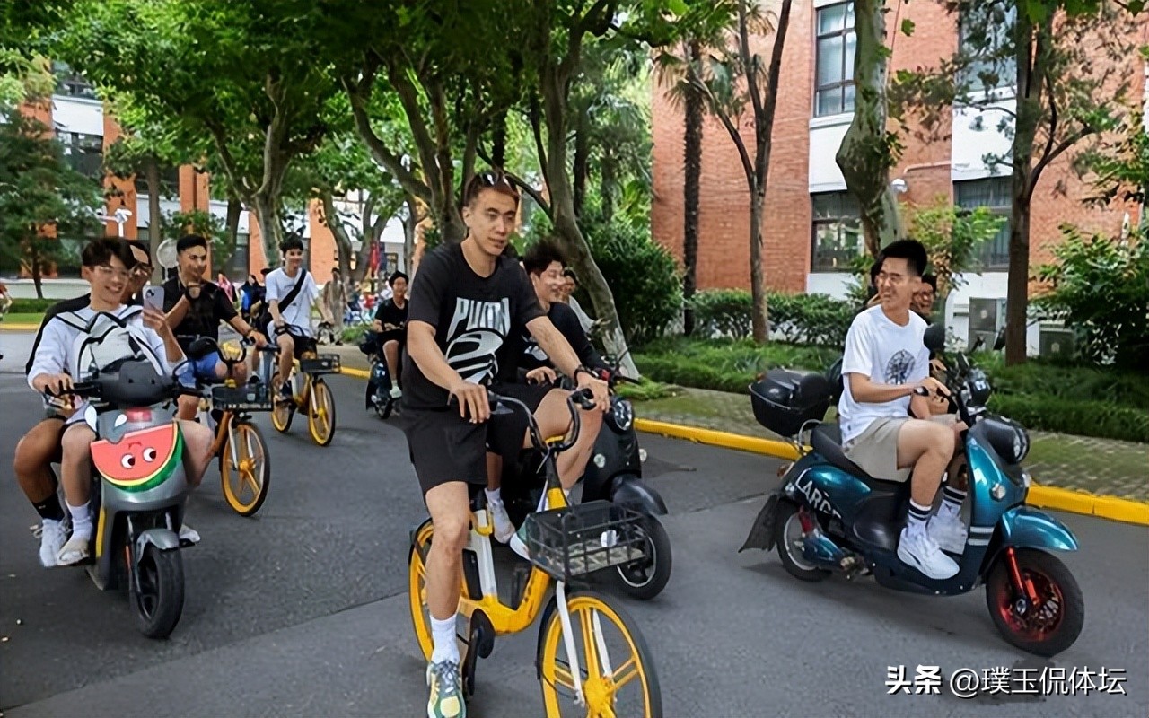 赵继伟制霸名校赛场,赵继伟9记三分现场版