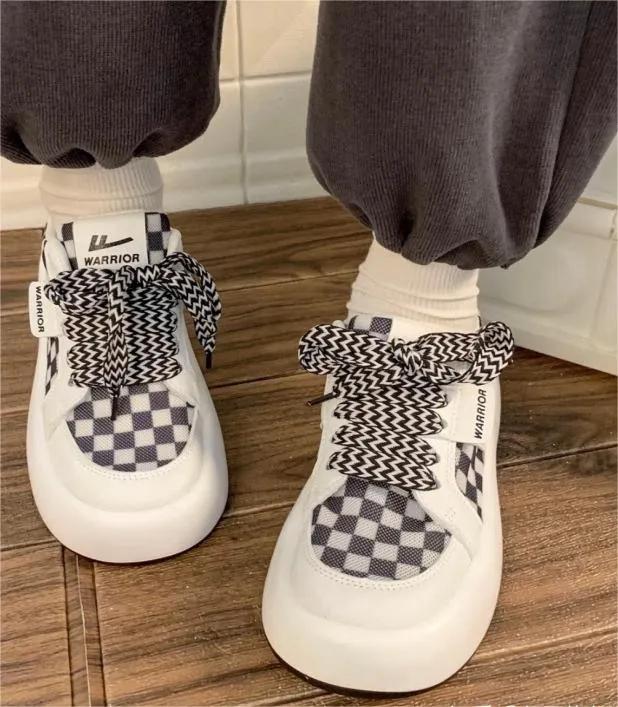 回力小白鞋舒适柔软休闲又百搭,回力好看又好穿的鞋子推荐