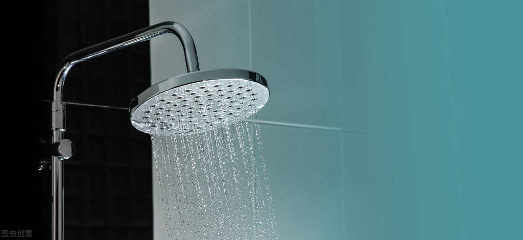 淋浴喷头漏水的处理方法,维修小技巧淋浴喷头漏水