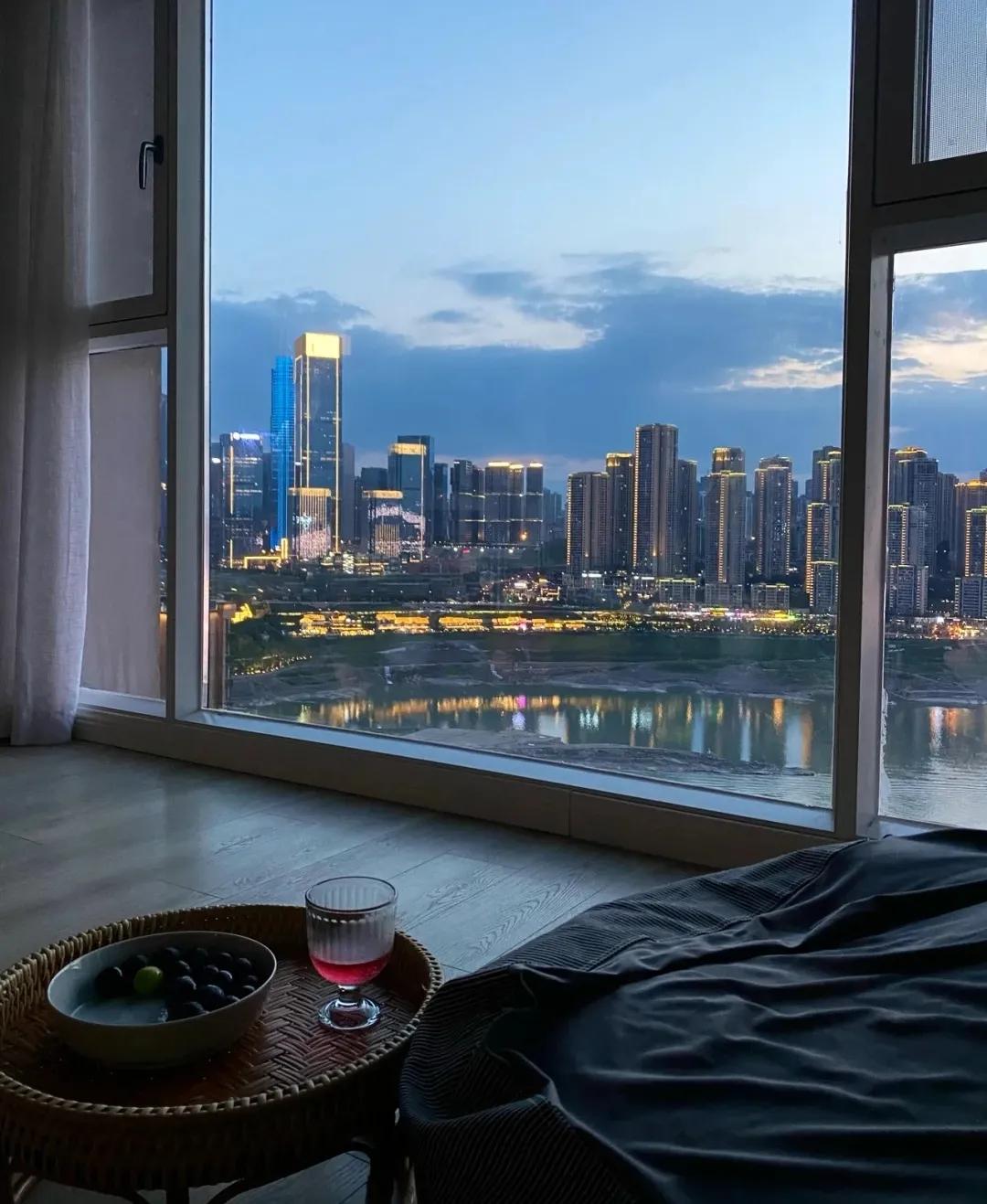 买房子都要装落地窗吗,现在房子为啥不让做落地窗了