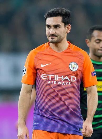 京多安十大进球,职业足球员京多安