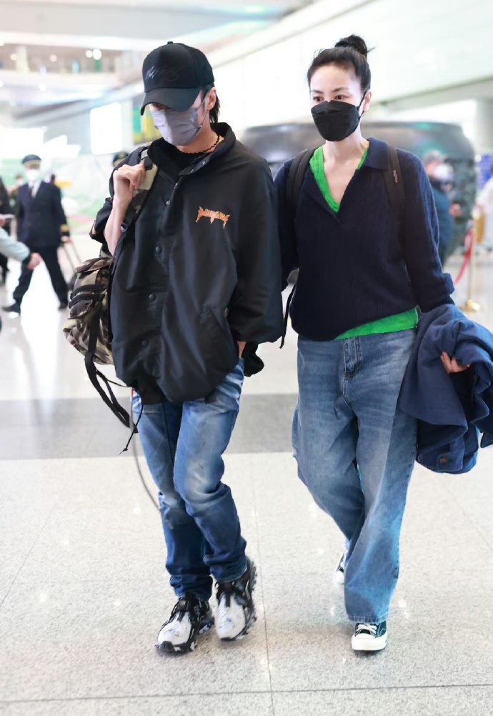 谢霆锋为什么如此喜欢王菲,谢霆锋为何喜欢王菲这么多年