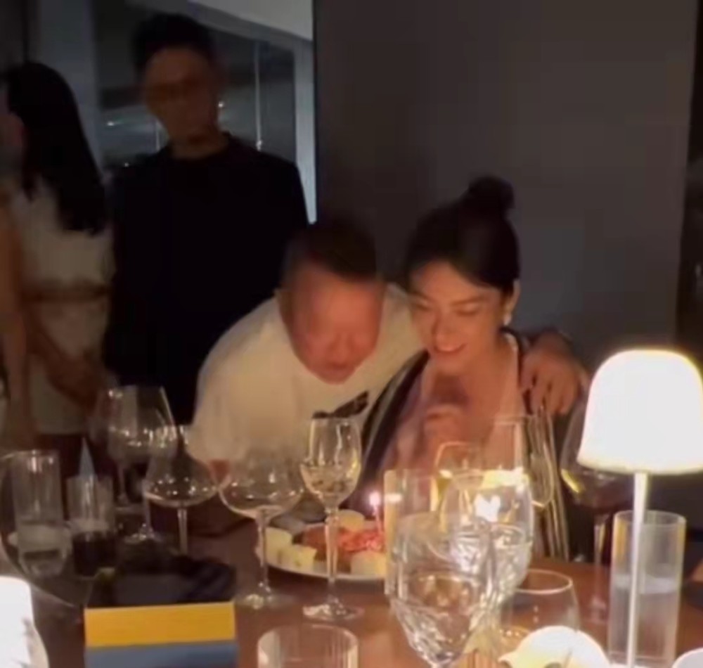 这一次，儿媳妇的“奔放”，彻底让曾志伟“颜面尽失”