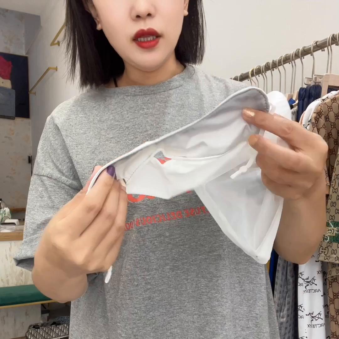 朋友们整理几天对接厂家后半年秋冬款重新出发我们...