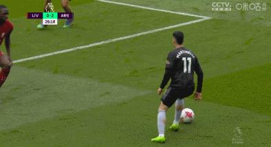 阿森纳1-2遭埃弗顿逆转,阿森纳2-2遭富勒姆绝平