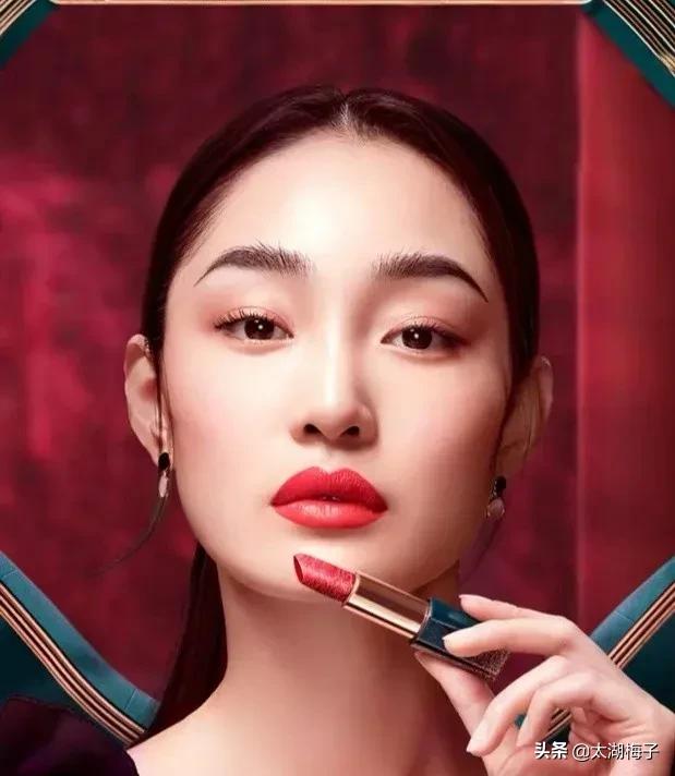 口红钟爱一生,迪奥口红烈焰红唇