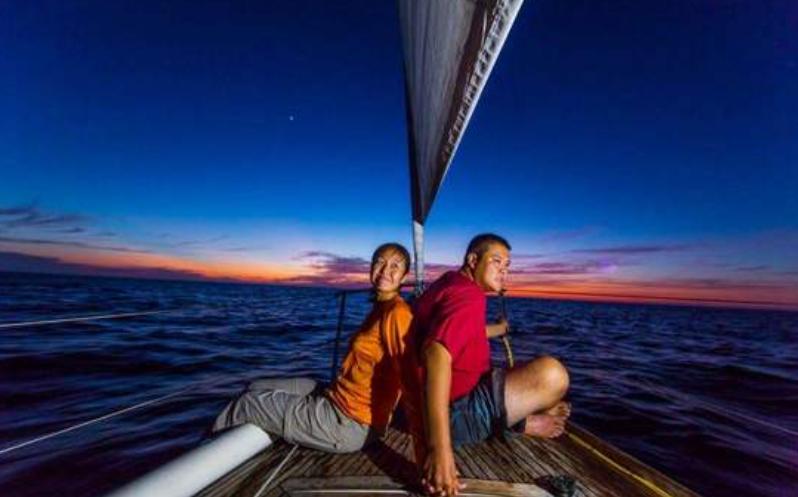 新的消费方式正席卷*会：社**有人忙着省钱，有人攒够300万“躺平”