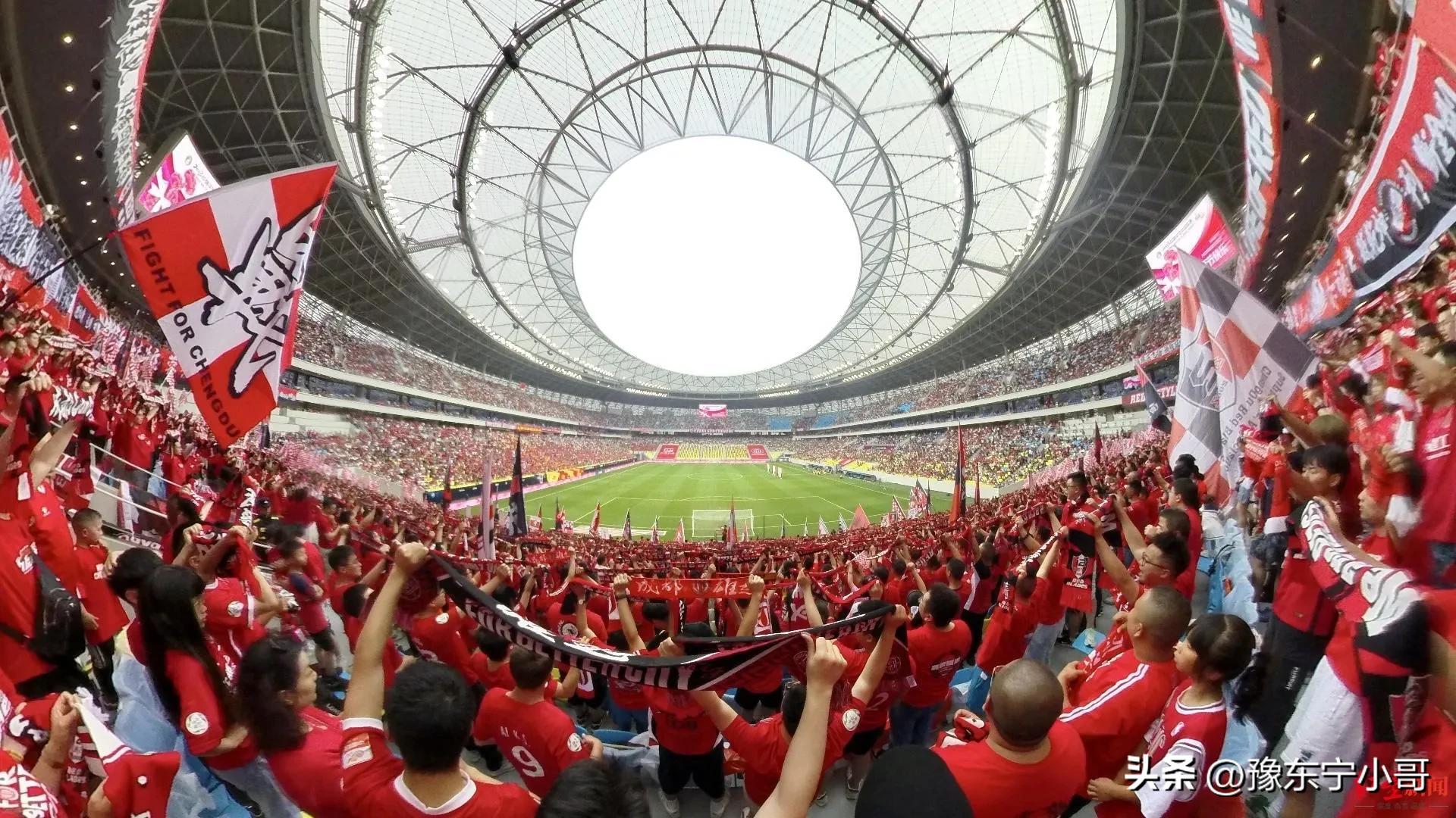 主裁判艾堃山东鲁能,中超裁判马宁完整视频