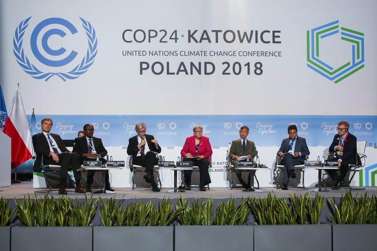 今年世界极端天气有多严重,极端天气是在几几年出现的