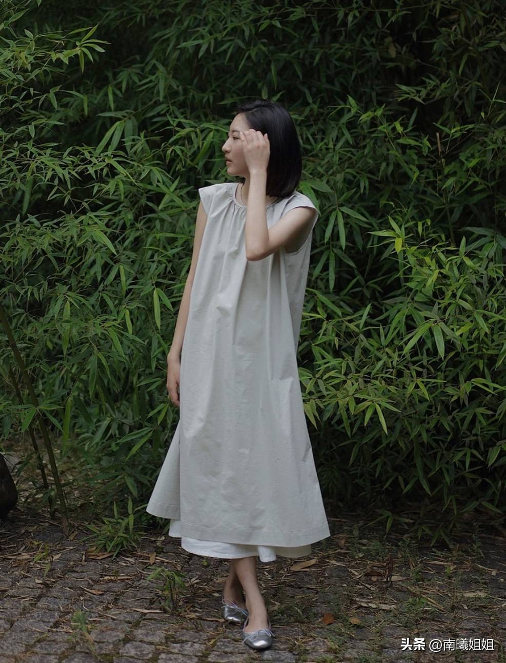2023夏，“奶奶裙”正流行！既舒适百搭、又洋气遮肉，谁穿谁好看