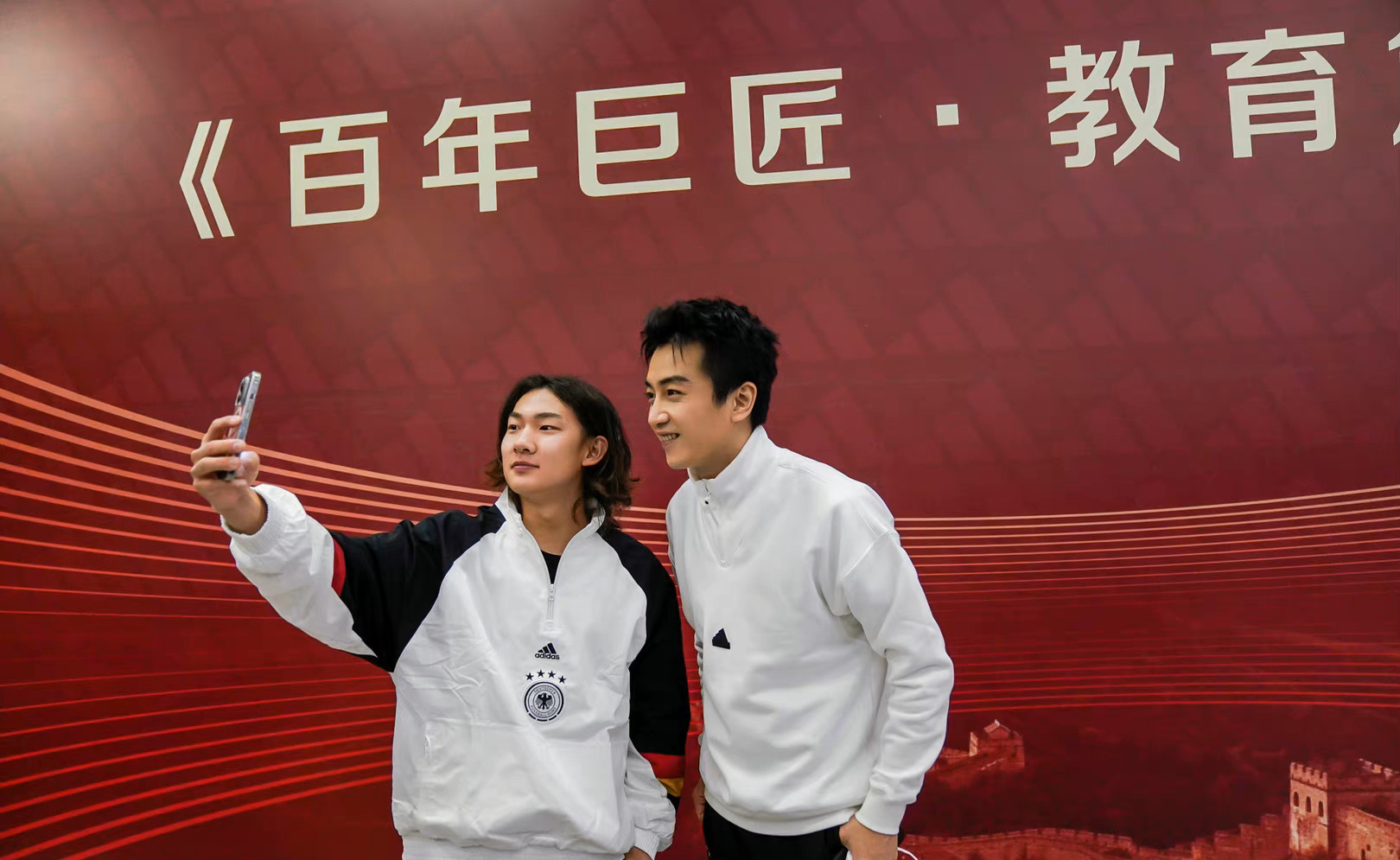 阿迪达斯在中国取得成功,阿迪达斯如何讲好中国故事