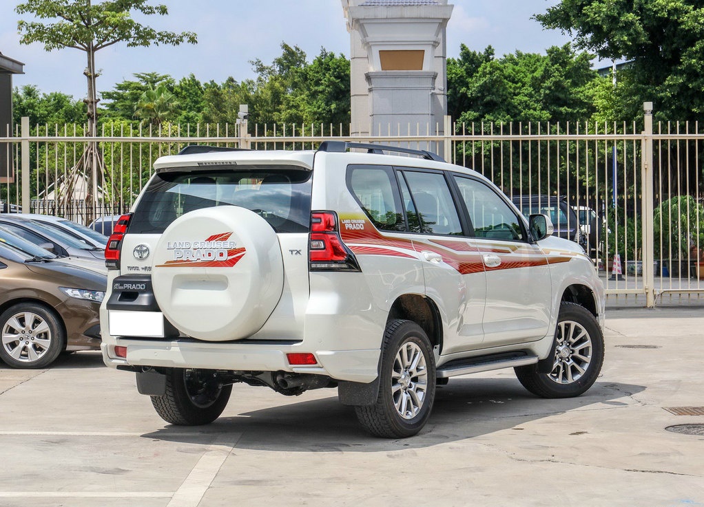 全新丰田霸道大改款24款,丰田霸道最新款最高配外观