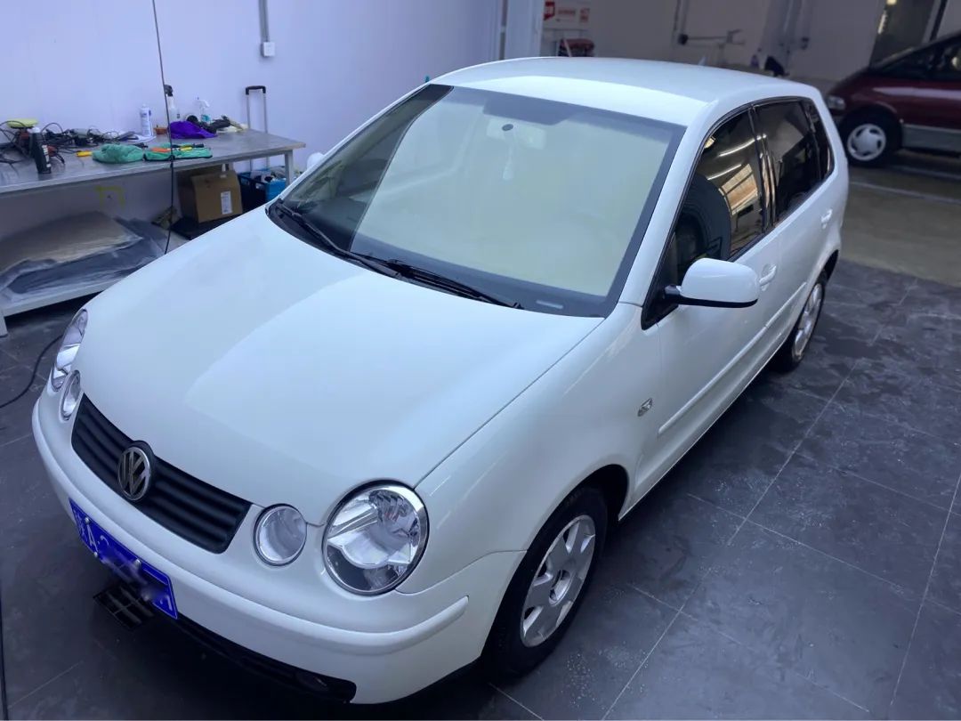 老款大众polo拆解内饰全过程,旧polo翻新视频