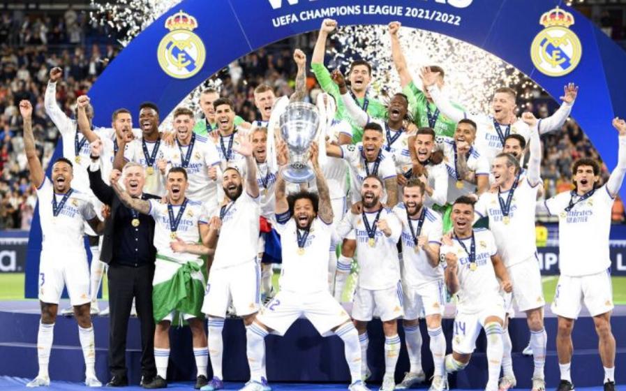 梅西c罗和贝利谁的历史地位更高,2018年世界足坛重大事件全回顾