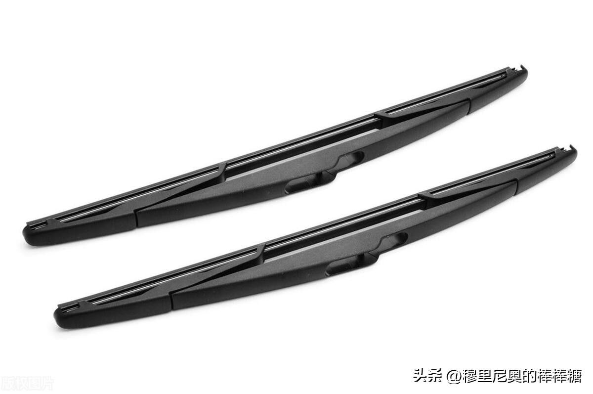 购买新车之后有哪些不是「智商税」的配件可以买？