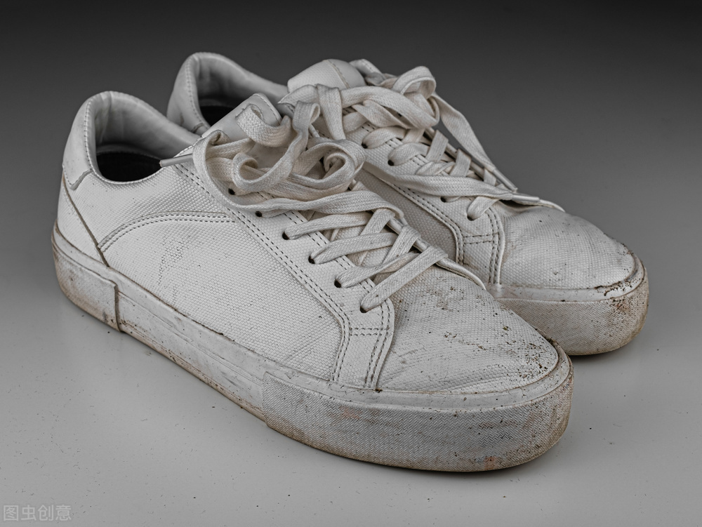 擦鞋清洁湿巾带盖的,擦鞋神器一次性湿巾测评