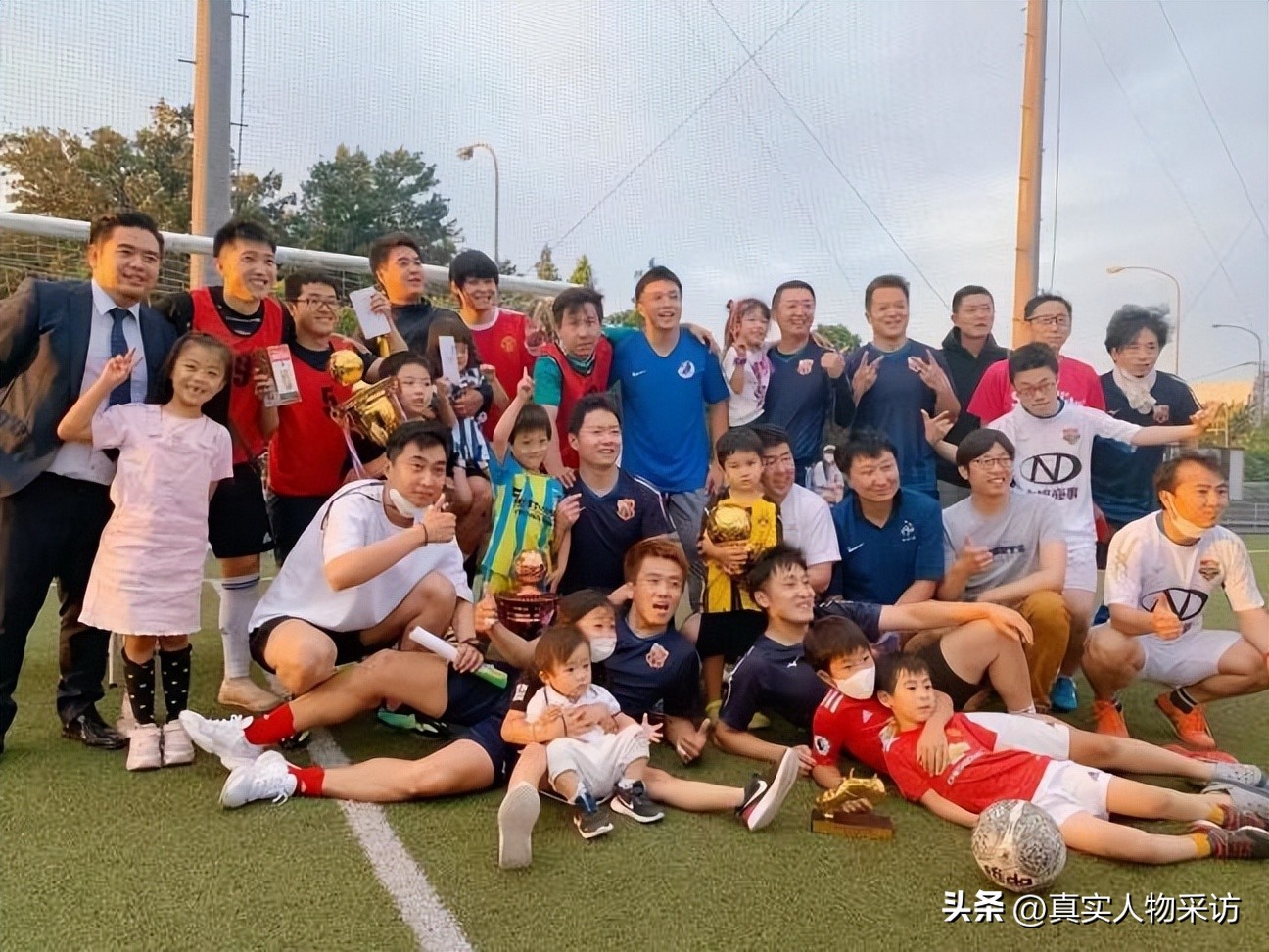 我19岁打工，21岁闯日本，曾因语言不通被骂哭，靠代购年销售6亿