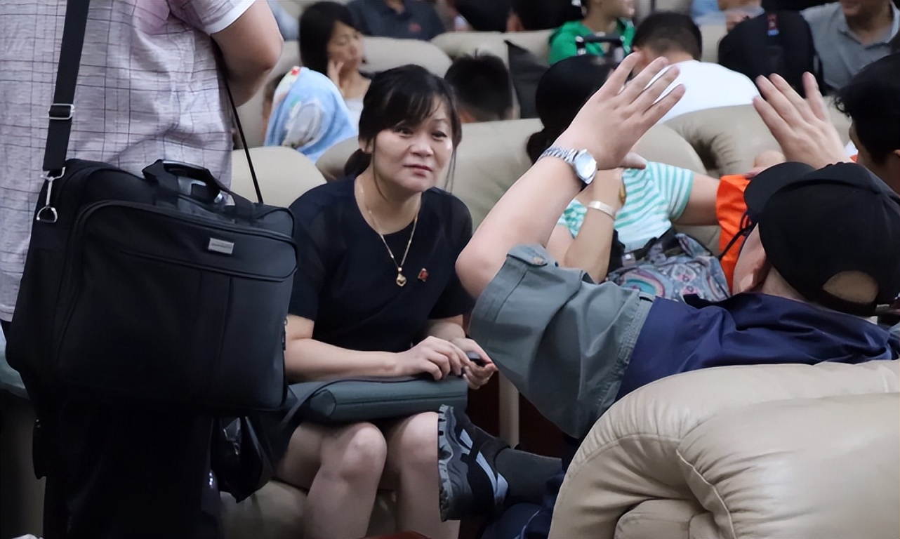 朝鲜人一般都买什么东西,朝鲜人在中国考察