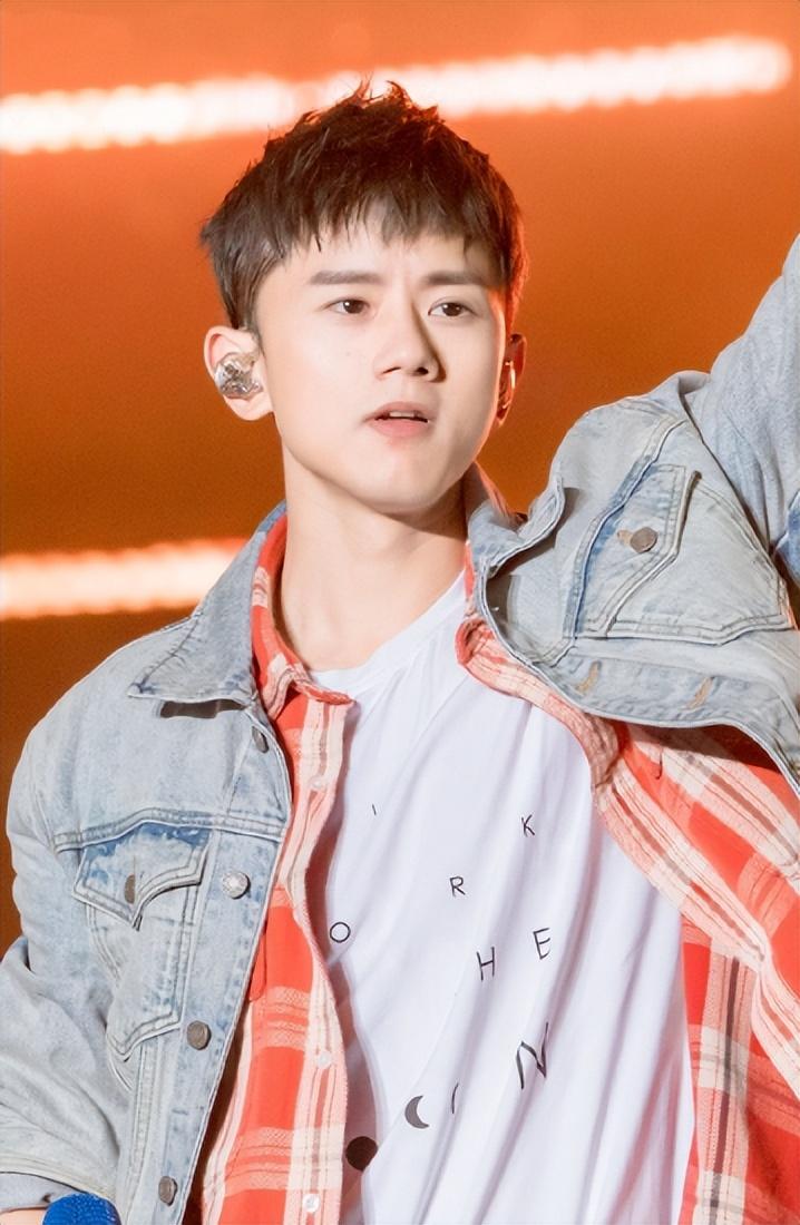 谢娜和张杰在一起经历过什么,谢娜和张杰在一起多少年了