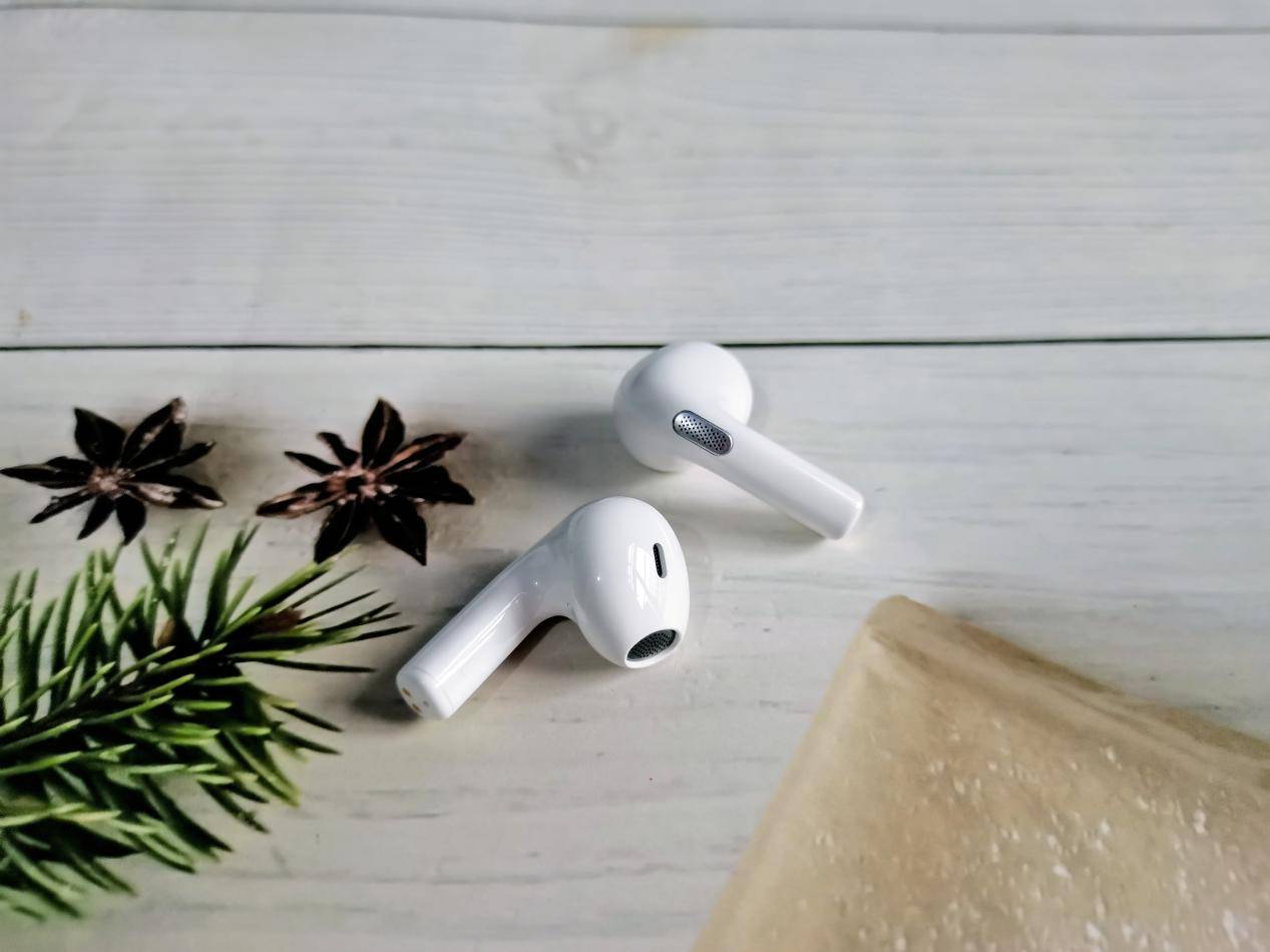 QCYAilyPods蓝牙耳机评测，新升级蓝牙5.3，带来68ms的游戏低延迟