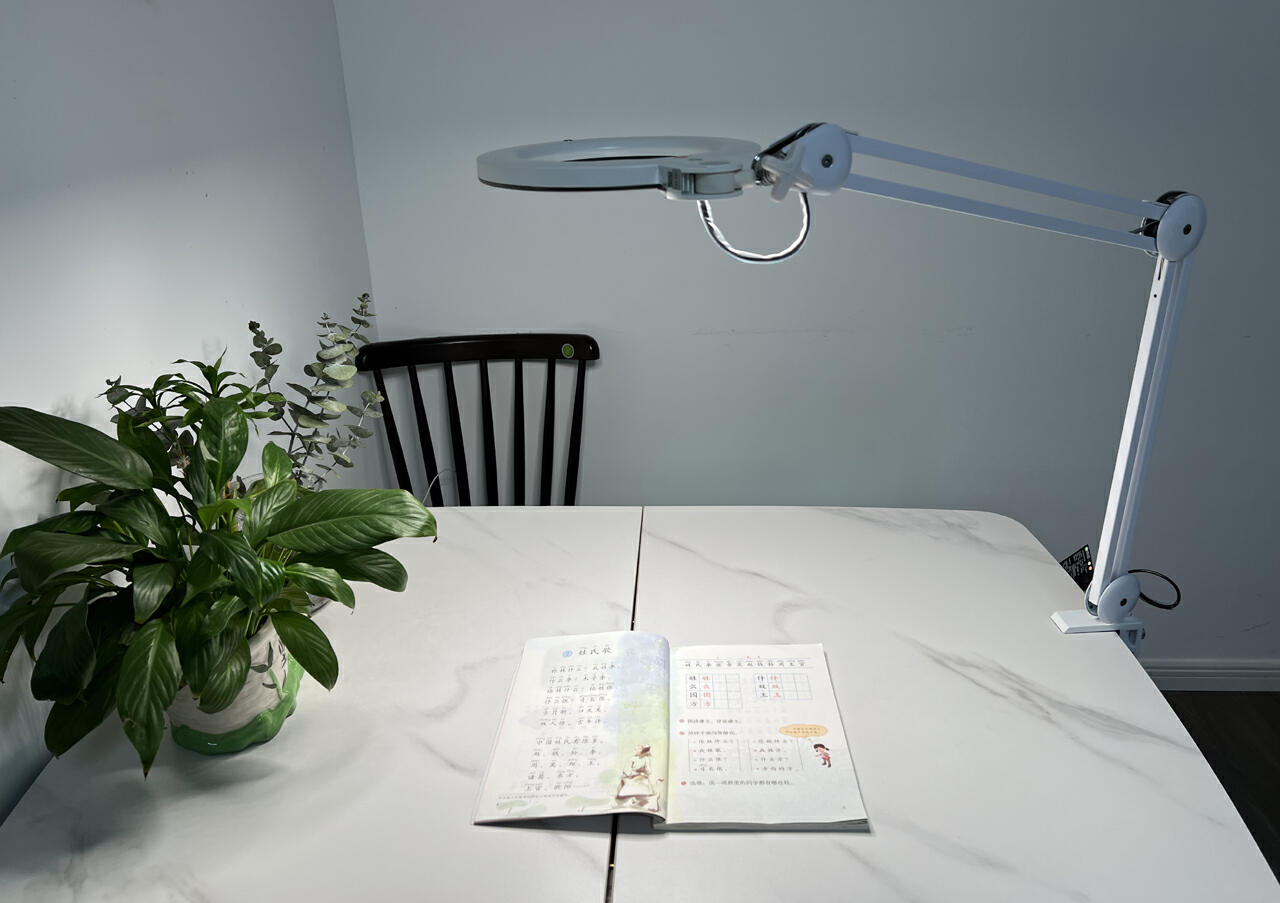 nir红光能用于照射眼睛么,nir红光护眼台灯靠谱吗