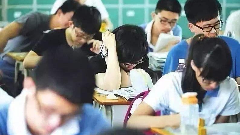 “最励志糖友”李鑫，智商倒数却成中考状元，拼命复读考上清华