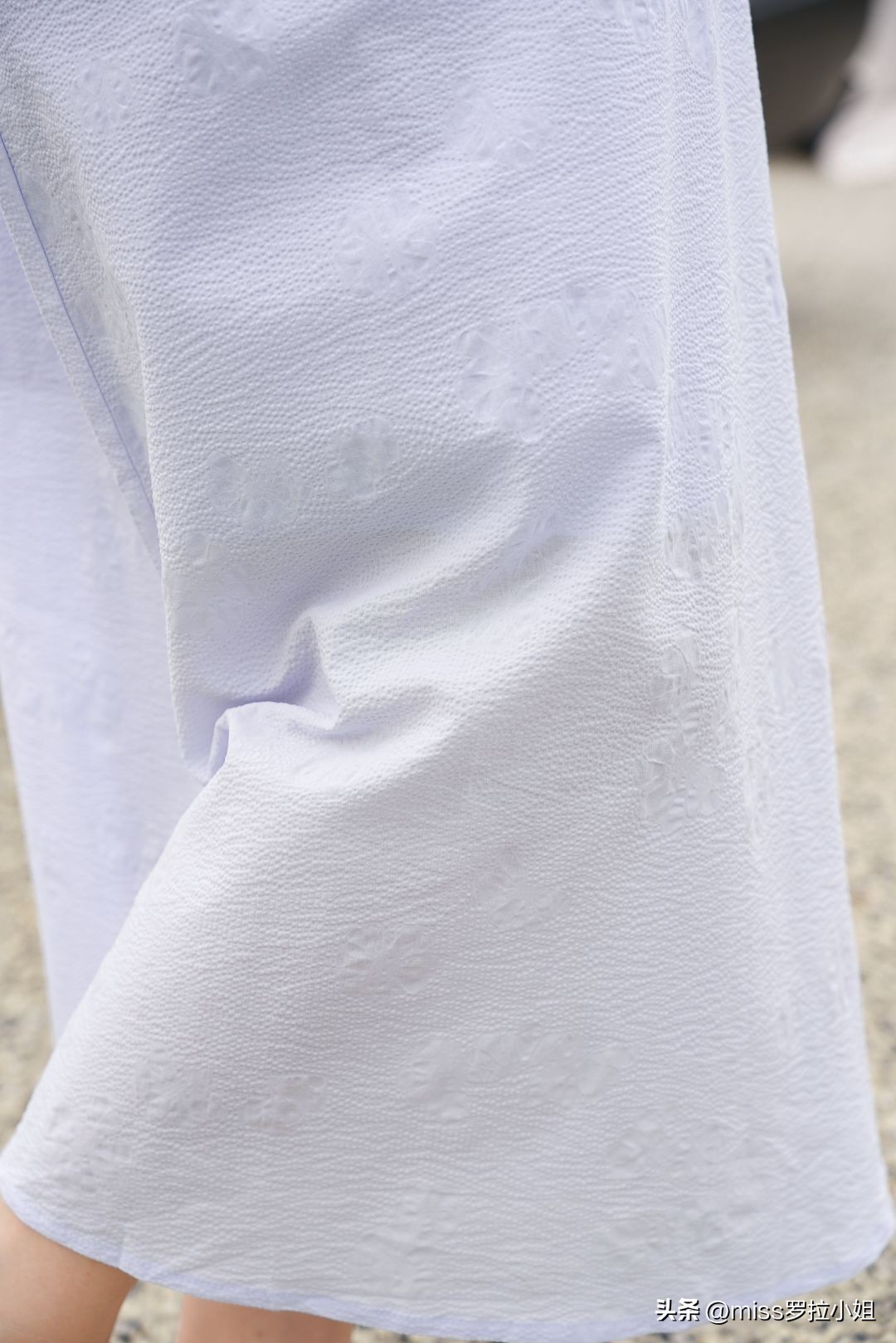 适合旅游连衣裙高级感秋季,出游连衣裙高级感穿搭轻奢