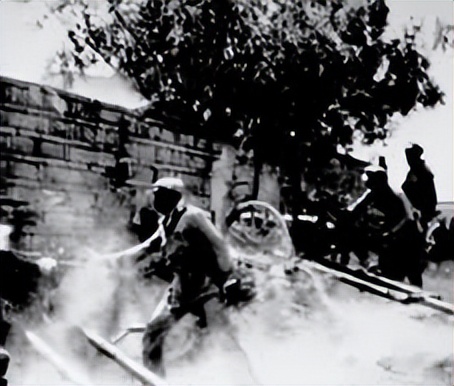 1948年国军一军长在南京被判处死刑，临刑前却高呼：毛主席万岁！