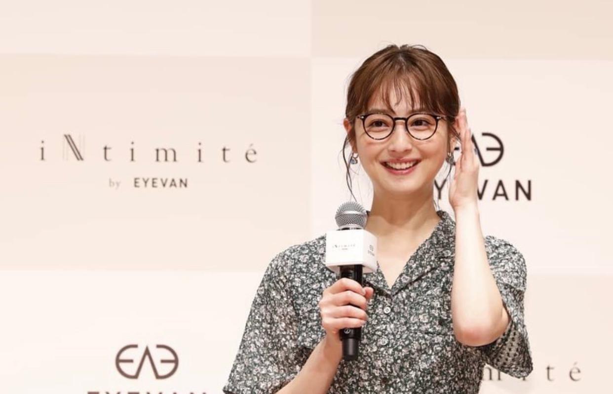 佐佐木希近期同款眼镜,佐佐木希眼镜