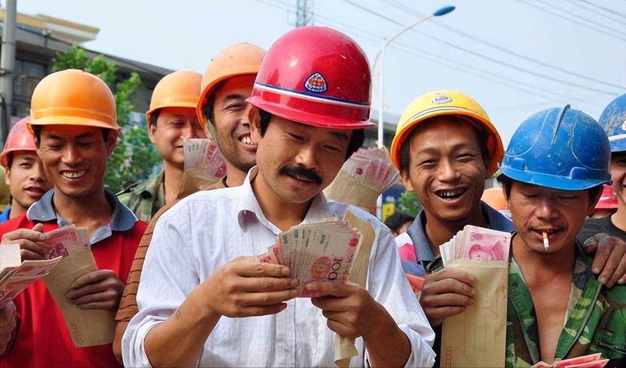 存五百万元存3年利息是多少,五千万存定期三年利息每天怎么算