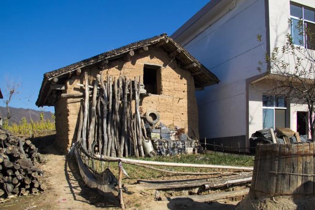 镇安海棠山山顶村子,秦岭关中深山最真实的老房子