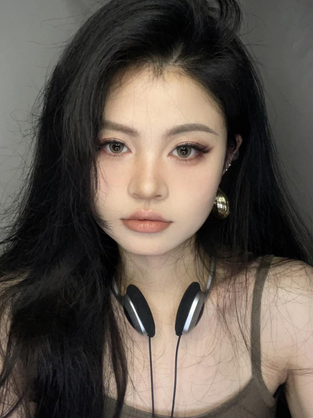 长月烬明仿妆怎么弄,长月烬明无滤镜妆容