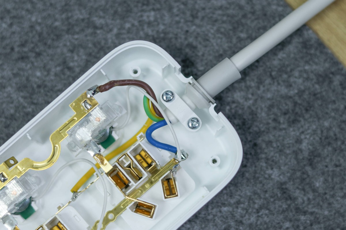 aigo插线板怎么样,aigo插线板