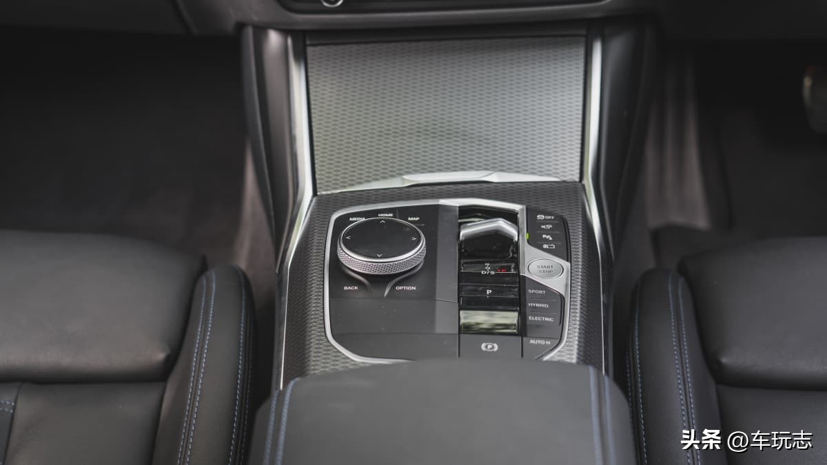 2022宝马3系330im,2023款宝马3系330i