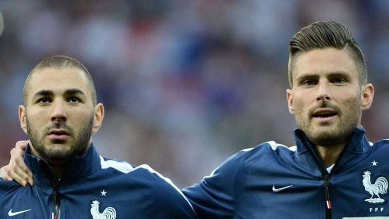 法国吉鲁替补出场,吉鲁个人资料简介