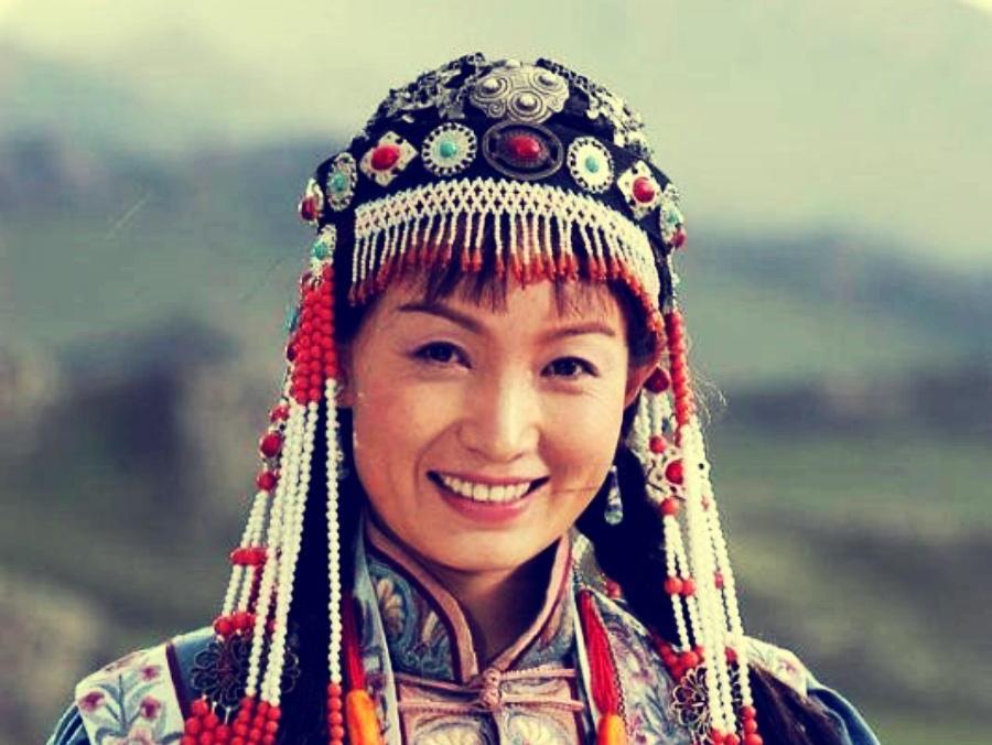 内蒙古挖出奇怪的古墓,内蒙古惊现辽代契丹女尸下集