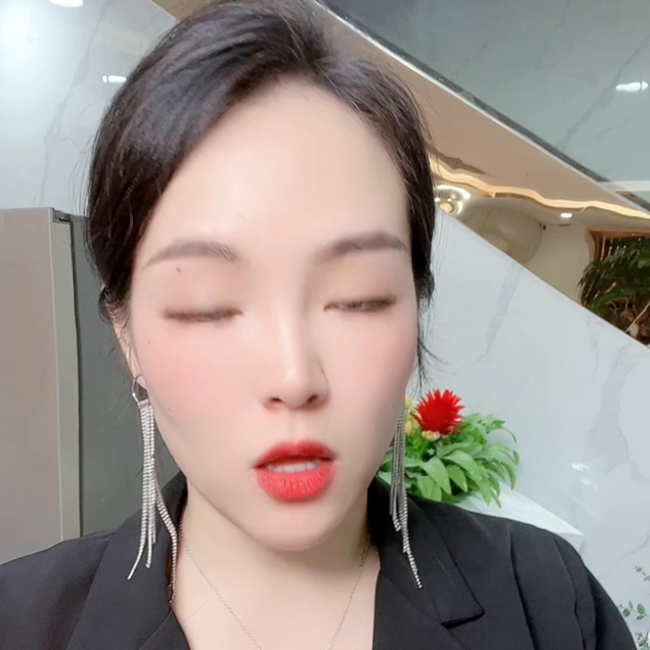 买护肤品不踩坑买哪一种,去买护肤品怎么问价格不会被坑